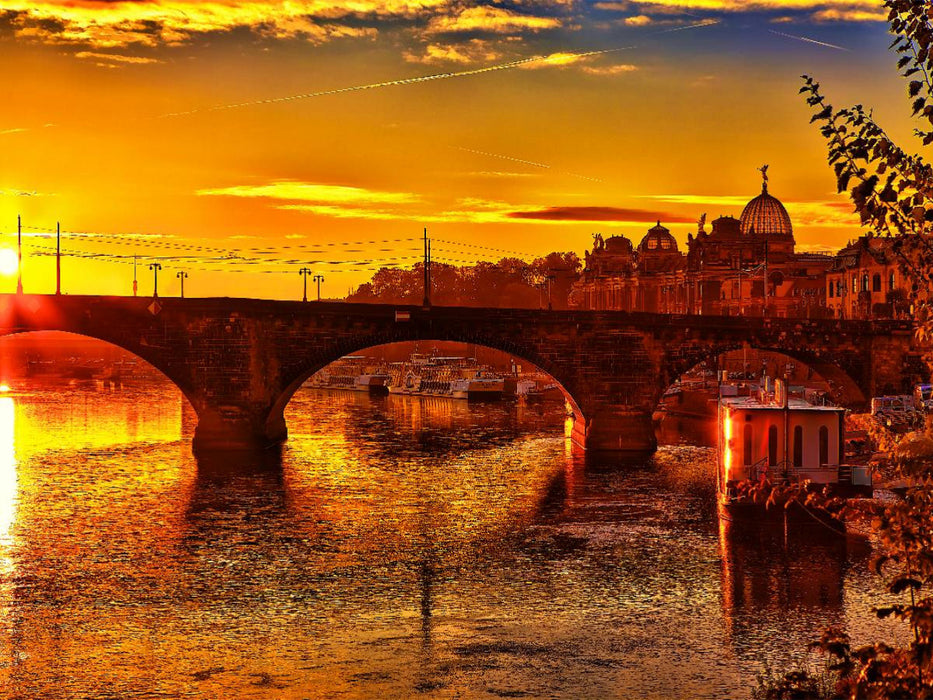 Sonnenaufgang über der Elbe in Dresden - CALVENDO Foto-Puzzle'