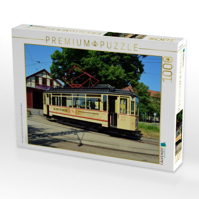 Frisch aufgearbeitet steht Lindner 17 im Juni 2015 vor dem Depot - CALVENDO Foto-Puzzle'