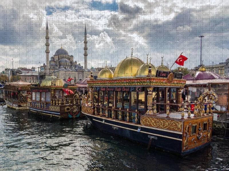 Hafen in Istanbul - CALVENDO Foto-Puzzle'