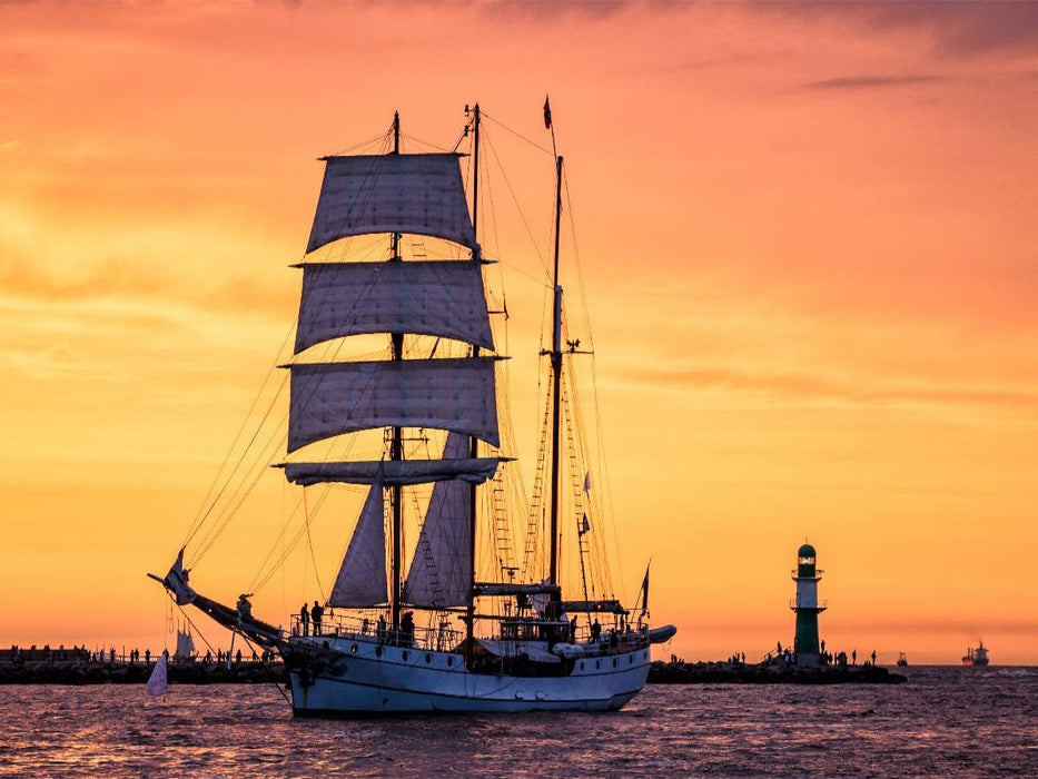 Ein Motiv aus dem Kalender Windjammer auf der Ostsee im Abendlicht - CALVENDO Foto-Puzzle'