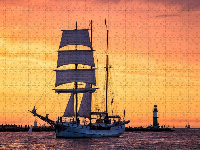 Ein Motiv aus dem Kalender Windjammer auf der Ostsee im Abendlicht - CALVENDO Foto-Puzzle'