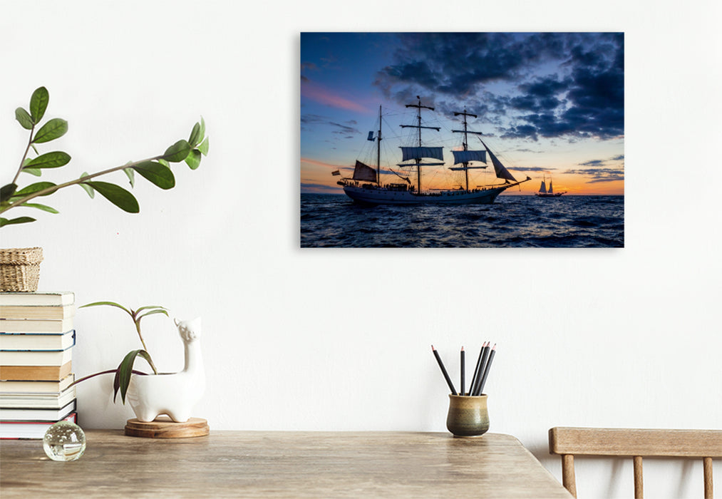 Premium Textil-Leinwand Premium Textil-Leinwand 120 cm x 80 cm quer Ein Motiv aus dem Kalender Windjammer auf der Ostsee im Abendlicht