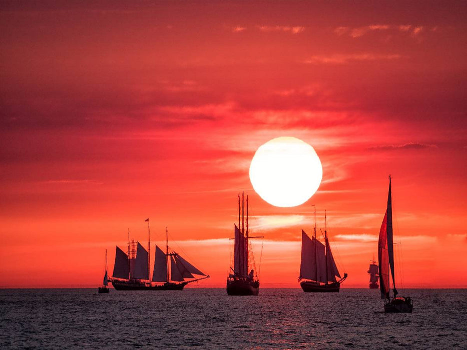 Ein Motiv aus dem Kalender Windjammer auf der Ostsee im Abendlicht - CALVENDO Foto-Puzzle'