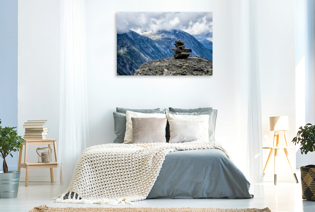 Premium Textil-Leinwand Premium Textil-Leinwand 120 cm x 80 cm quer Landschaft mit Berge und Steinstapel