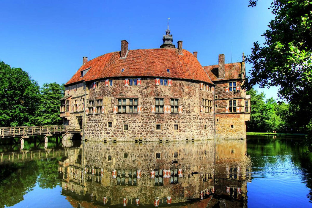 Premium Textil-Leinwand Burg Vischering in Lüdinghausen ursprünglich 1271 erbaut. Wiederaufbau Mitte des 16.Jahrhunderts