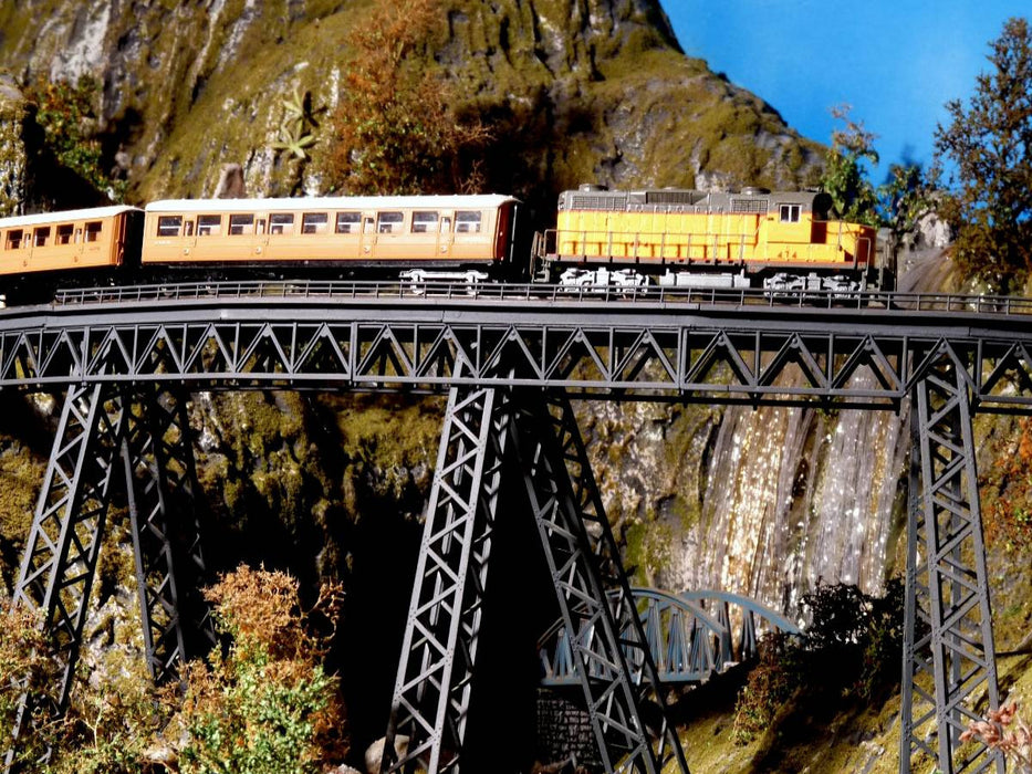 Chemin de fer andin en voie N - Puzzle photo CALVENDO 