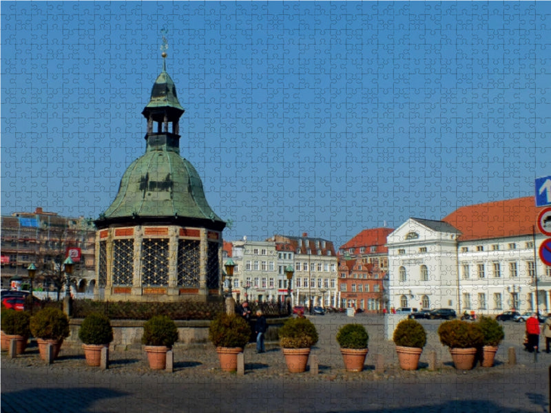 Wismarer Marktplatz mit Wasserkunst




Wismarer Marktplatz 1000 Teile Puzzle quer - CALVENDO Foto-Puzzle'