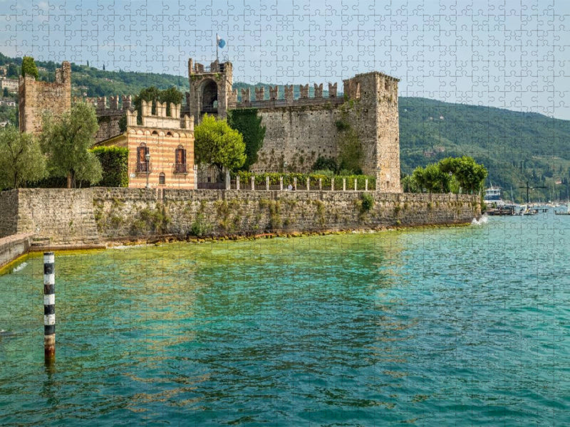 TORRI DEL BENACO Skaligerburg - CALVENDO Foto-Puzzle'