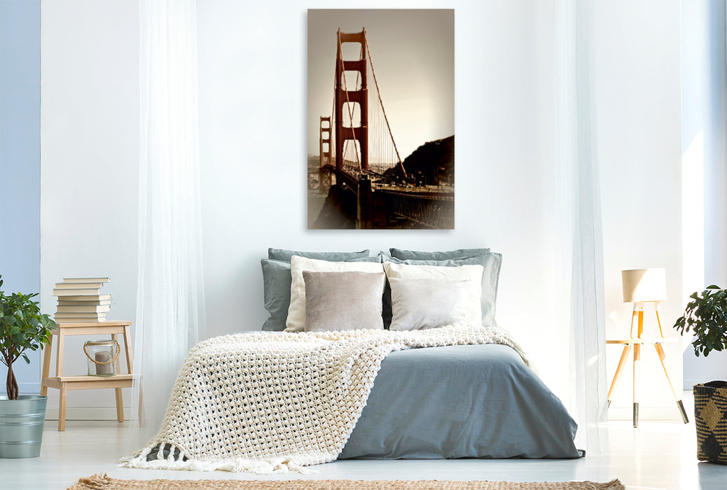 Premium Textil-Leinwand Premium Textil-Leinwand 80 cm x 120 cm  hoch GOLDEN GATE BRIDGE Vintage