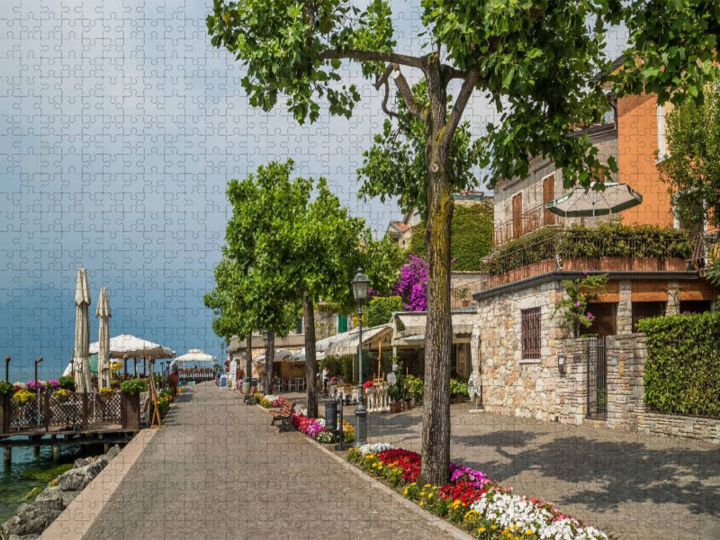 TORRI DEL BENACO Altstadt und Ufer - CALVENDO Foto-Puzzle'