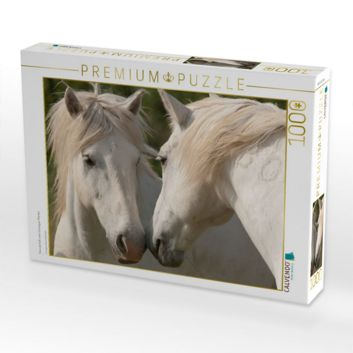 Freundschaft unter Camargue-Pferden - CALVENDO Foto-Puzzle'