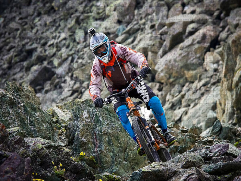 Ein Motiv aus dem Kalender Mountainbike Freeride Momente - CALVENDO Foto-Puzzle'
