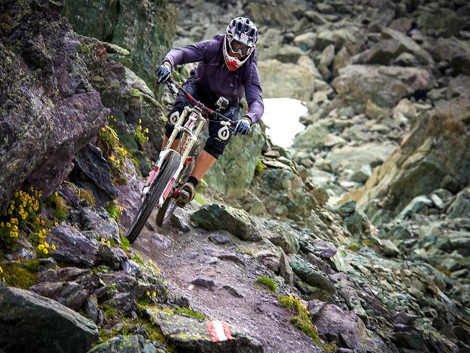 Ein Motiv aus dem Kalender Mountainbike Freeride Momente - CALVENDO Foto-Puzzle'