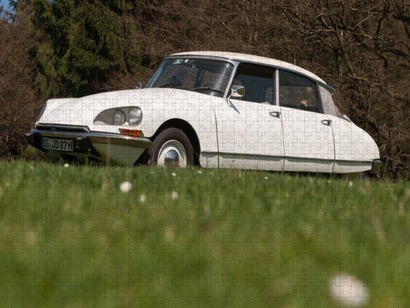 Citroën DS - Göttin in weiß - CALVENDO Foto-Puzzle'
