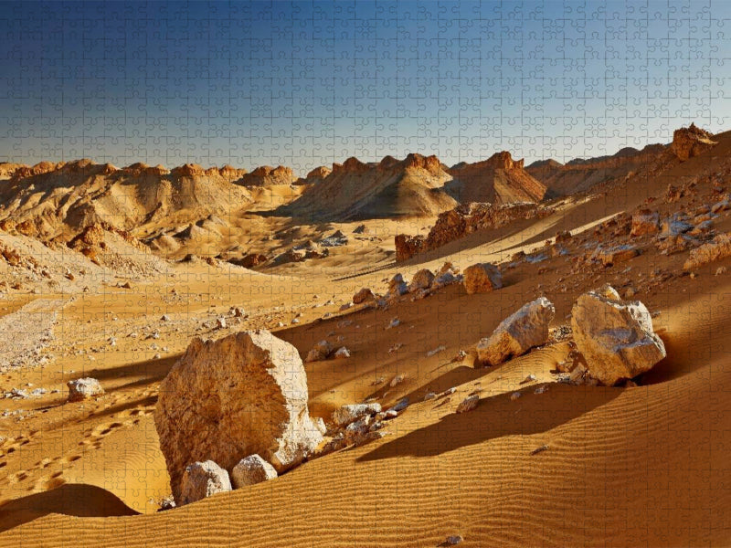 Wuestenlandschaft an der alten Karawanenstrasse nahe der Oase Dachla, Libysche Wueste, Aegypten, Afrika - CALVENDO Foto-Puzzle'