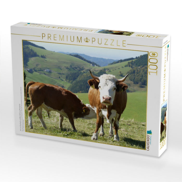 Kuh mit Stierkalb und Blick Richtung Münstertal - CALVENDO Foto-Puzzle'