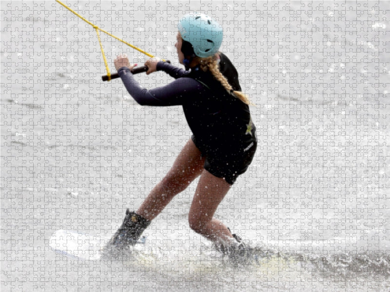 Wakeboarderin 1000 Teile Puzzle quer - CALVENDO Foto-Puzzle'