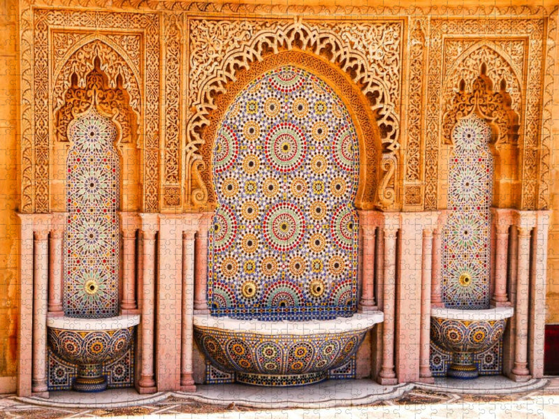 Mit Mosaiken verzierte Brunnen in Fes - CALVENDO Foto-Puzzle'