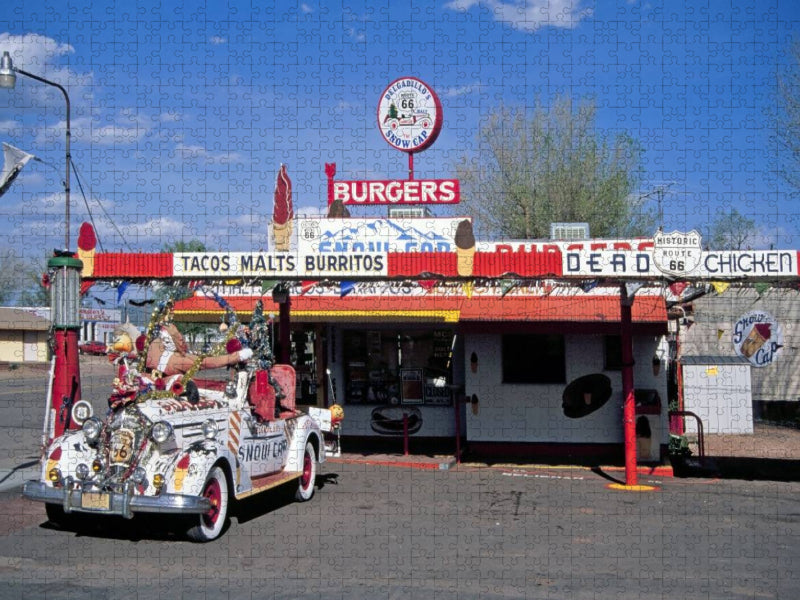 Delgadillo's Snow Cap Burgers, Seligman, Arizona - CALVENDO Foto-Puzzle'