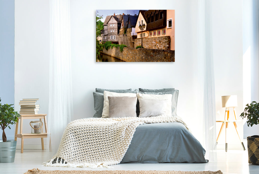 Premium Textil-Leinwand Premium Textil-Leinwand 120 cm x 80 cm quer Am Lahnpförtchen; kleiner Durchlass in der mittelalterlichen Stadtmauer, auch Tränkpforte
