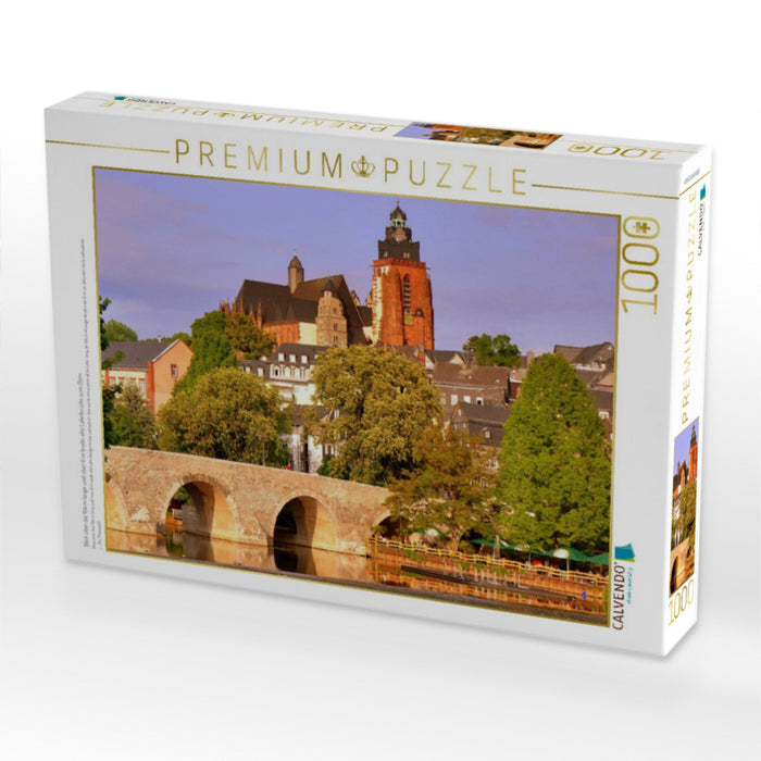 Blick über die 104 m lange und über 6 m breite alte Lahnbrücke zum Dom - CALVENDO Foto-Puzzle'