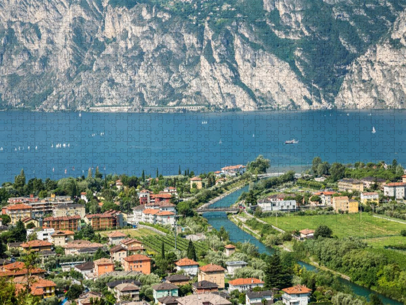 TORBOLE Über den Dächern der Stadt - CALVENDO Foto-Puzzle'