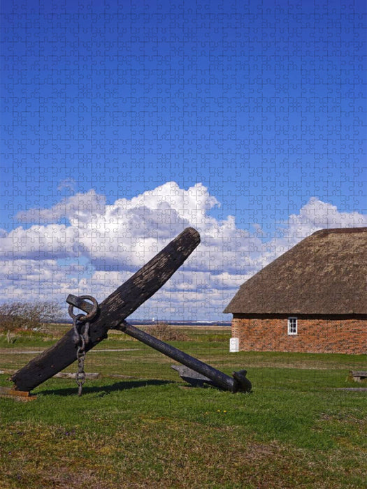 Alter Anker an einem Haus in Hvide Sande - CALVENDO Foto-Puzzle'