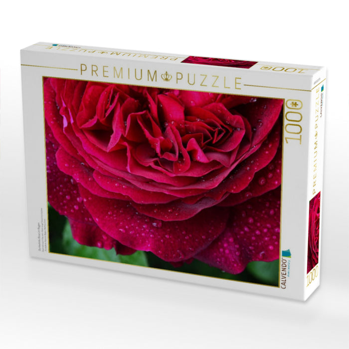 Dunkelrote Rose im Regen - CALVENDO Foto-Puzzle'