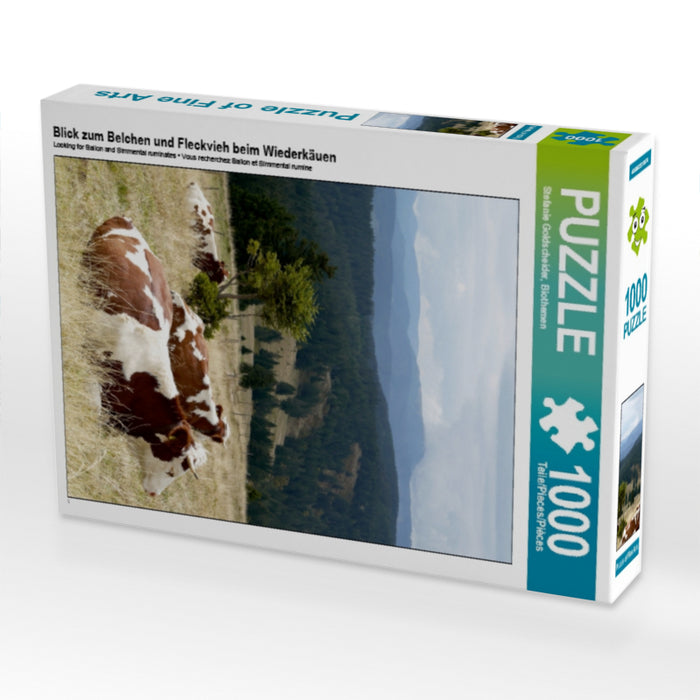 Blick zum Belchen und Fleckvieh beim Wiederkäuen 1000 Teile Puzzle hoch - CALVENDO Foto-Puzzle'