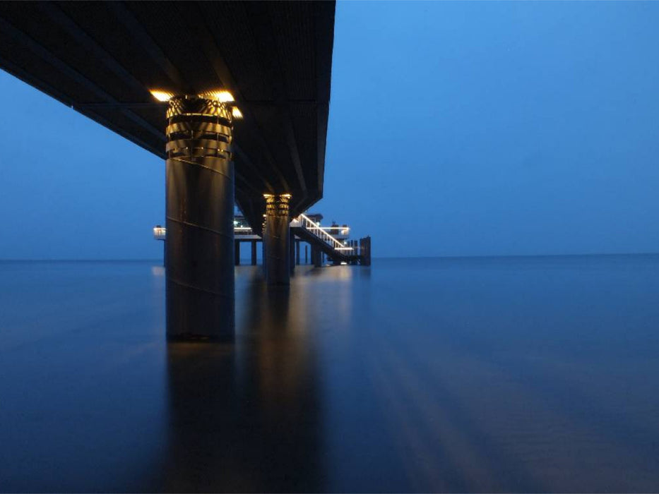 Seebrücke zum Teehaus - CALVENDO Foto-Puzzle'