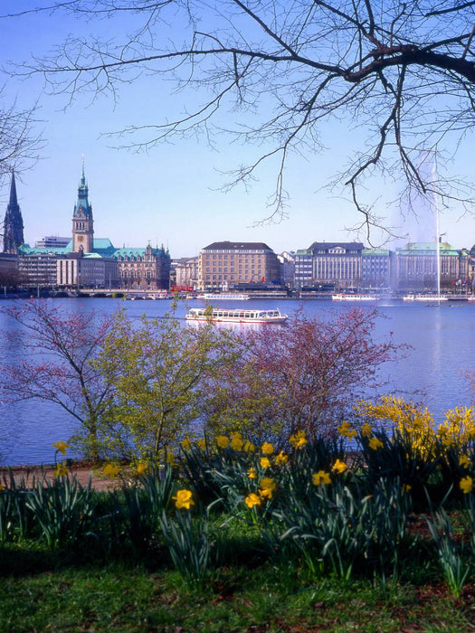 Die Hamburger Skyline im Frühling - CALVENDO Foto-Puzzle'