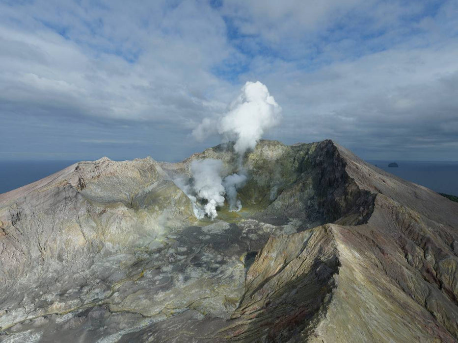 Aktiver Vulkan auf White Island NZ - CALVENDO Foto-Puzzle'