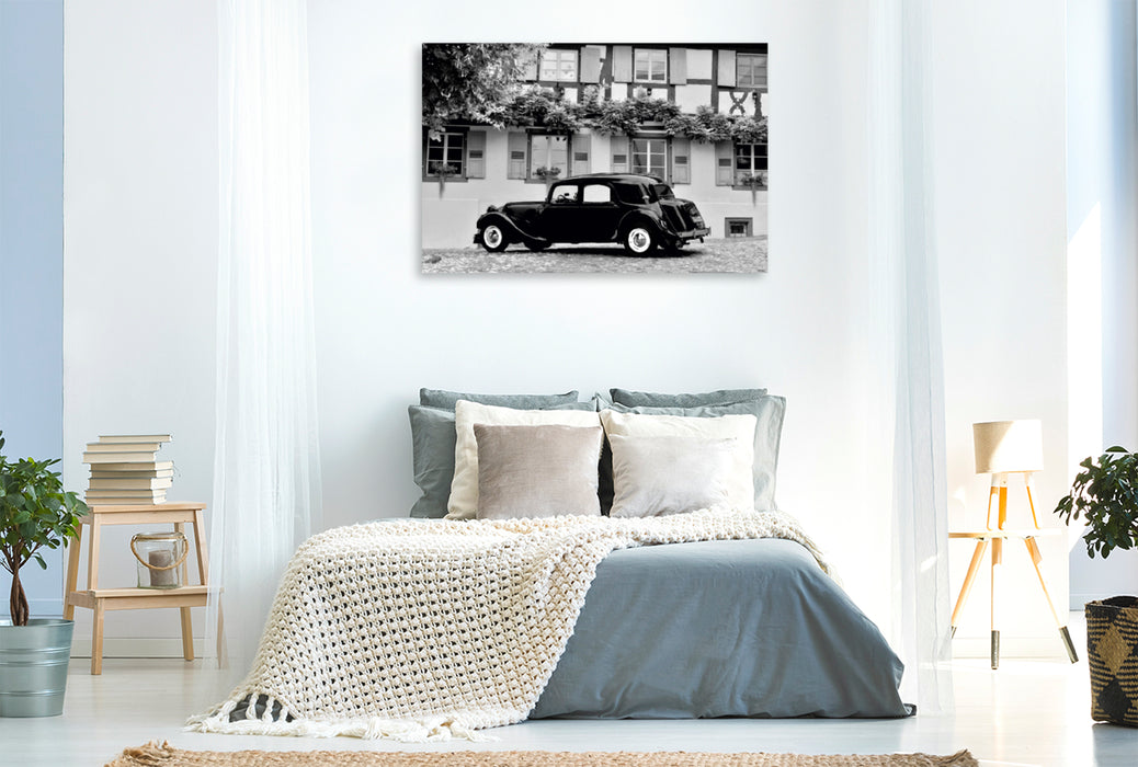 Premium Textil-Leinwand Premium Textil-Leinwand 120 cm x 80 cm quer Ein Motiv aus dem Kalender Citroën 11 CV Traction Avant in schwarzweiss