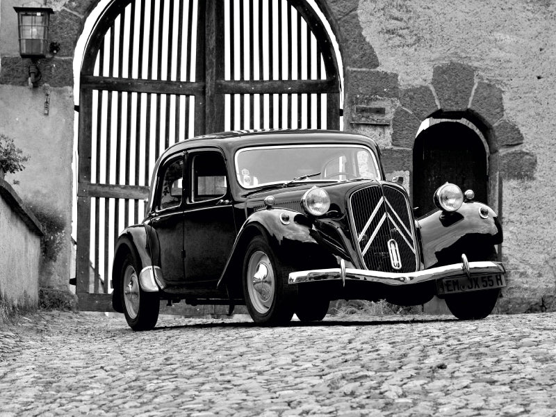 Ein Motiv aus dem Kalender Citroën 11 CV Traction Avant in schwarzweiss 1000 Teile Puzzle quer - CALVENDO Foto-Puzzle'