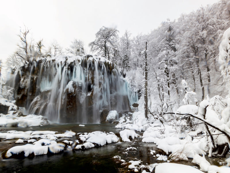 Ein Motiv aus dem Kalender Winterimpressionen Nationalpark Plitvice 1000 Teile Puzzle quer - CALVENDO Foto-Puzzle'