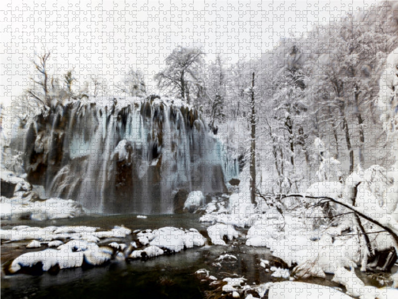 Ein Motiv aus dem Kalender Winterimpressionen Nationalpark Plitvice 1000 Teile Puzzle quer - CALVENDO Foto-Puzzle'