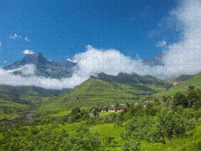 Amphitheater Drakensberg im Royal Natal-Nationalpark - CALVENDO Foto-Puzzle'