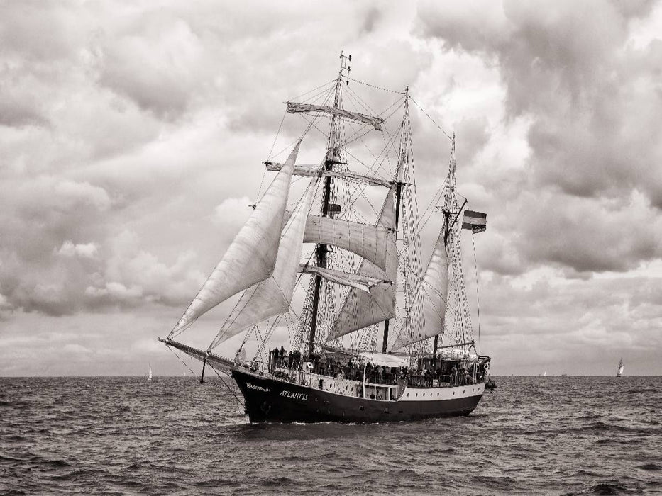 Holländischer Dreimaster "Atlantis" auf der Ostsee vor Warnemünde, Hanse Sail 2013 - CALVENDO Foto-Puzzle'