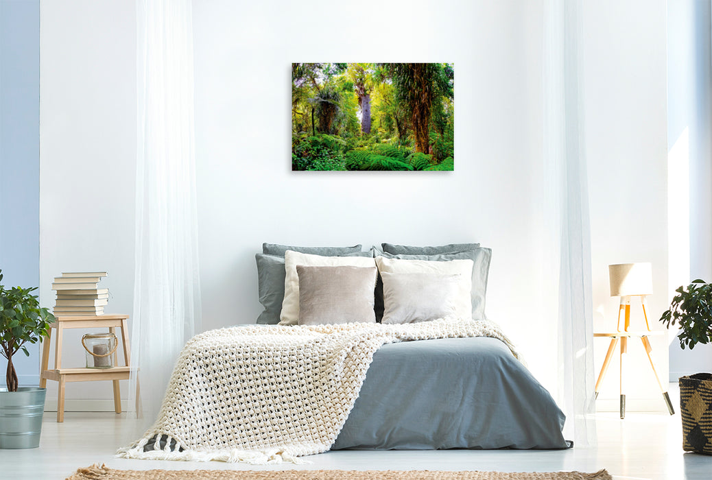 Premium Textil-Leinwand Premium Textil-Leinwand 120 cm x 80 cm quer Kauri Baum im subtropischen Regenwald, Nordinsel, Neuseeland