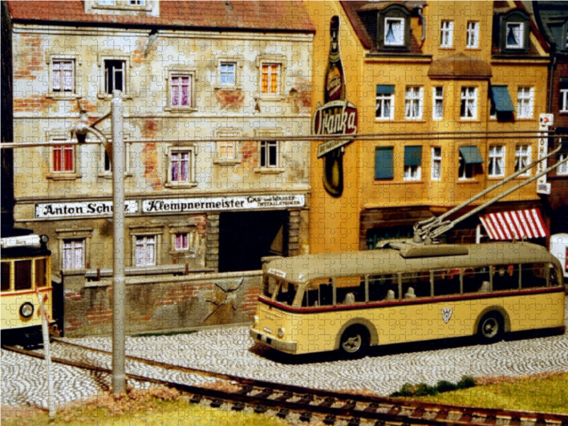 Obus- und Straßenbahnverkehr (Spur H0) 1000 Teile Puzzle quer - CALVENDO Foto-Puzzle'