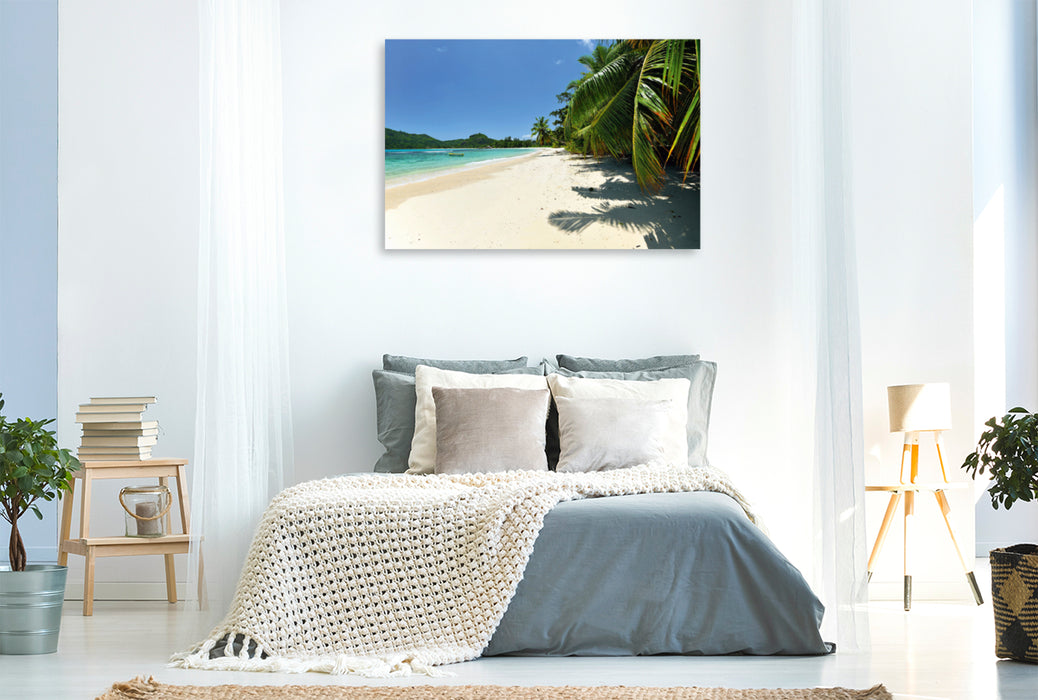 Premium Textil-Leinwand Premium Textil-Leinwand 120 cm x 80 cm quer Traumhafter Strand Seychellen