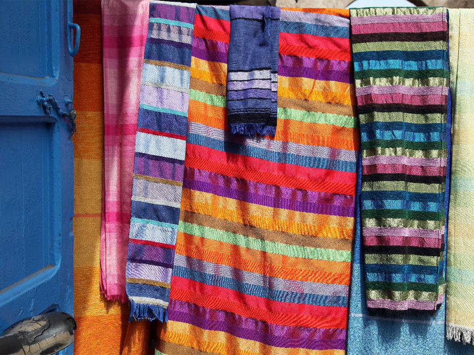 Tissus colorés, Marrakech - Puzzle photo CALVENDO 