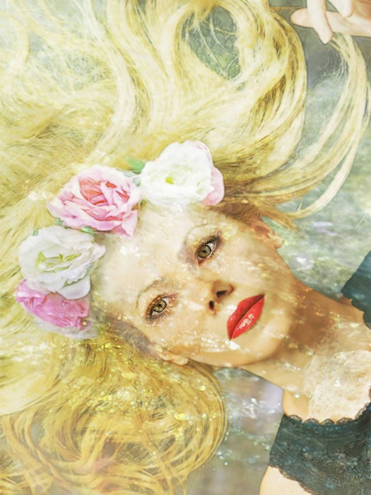 Blonde Wassernixe - CALVENDO Foto-Puzzle'