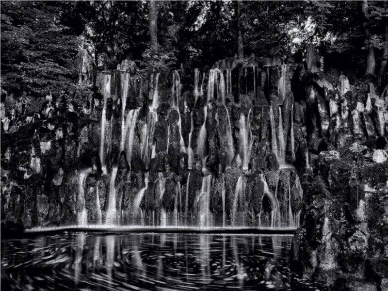 Wasserfall im Palaisgarten 1000 Teile Puzzle quer - CALVENDO Foto-Puzzle'