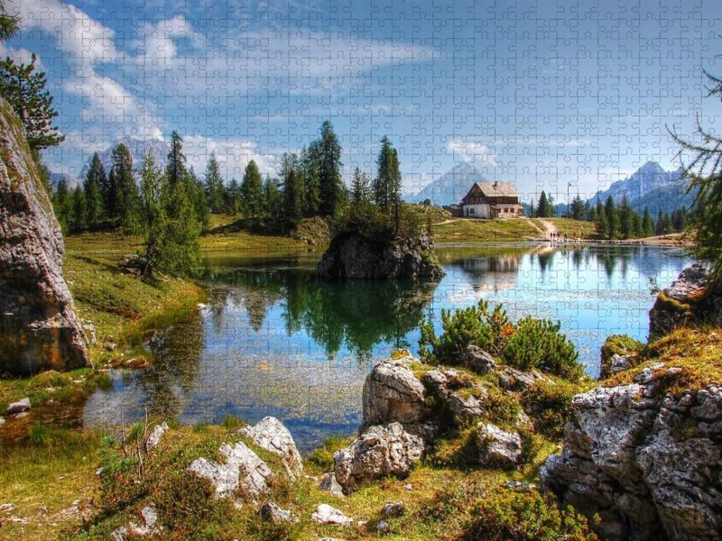 Lago di Federa mit Sorapiss und Antelao - erreichbar von Cortina oder Passo Giau - CALVENDO Foto-Puzzle'