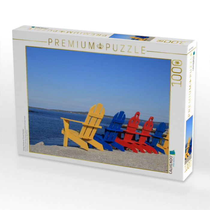 Farbige Stühle am Strand, Kanada - CALVENDO Foto-Puzzle'