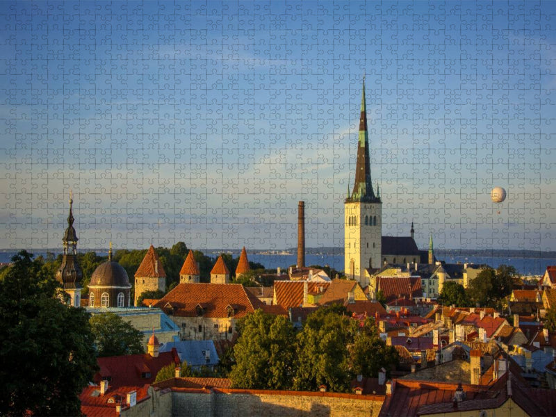 Blick über die Dächer der unteren Altstadt mit St. Olaikirche - CALVENDO Foto-Puzzle'