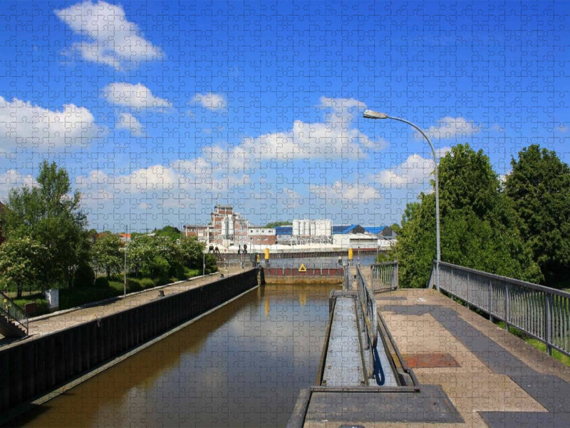 Schleuse in Brake - CALVENDO Foto-Puzzle'