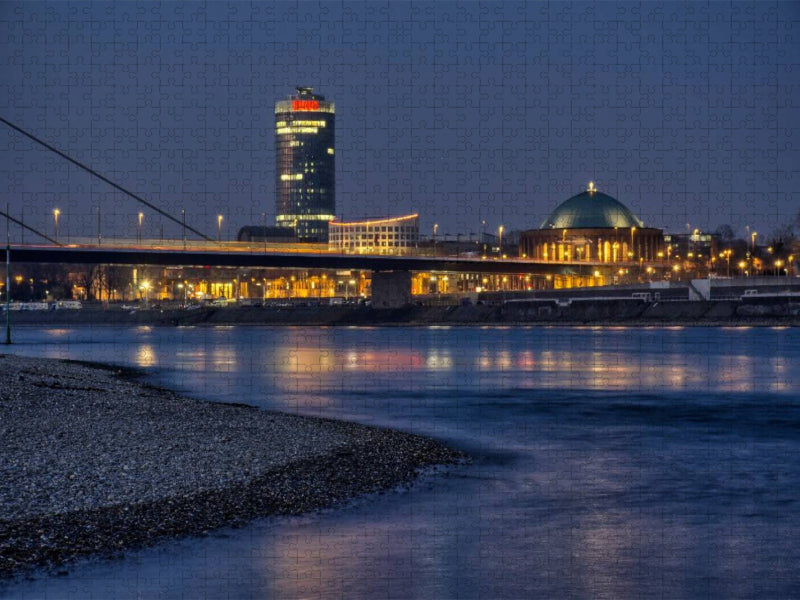 Oberkasseler Brücke, Tonhalle und ERGO-Hochhaus - CALVENDO Foto-Puzzle'