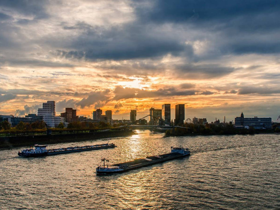 Blick von der Rheinkniebrücke auf den Medienhafen - CALVENDO Foto-Puzzle'